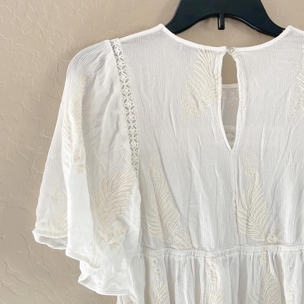🌿Final Sale Pale Sky Embroidered Ivory Top - Picture 6 of 8